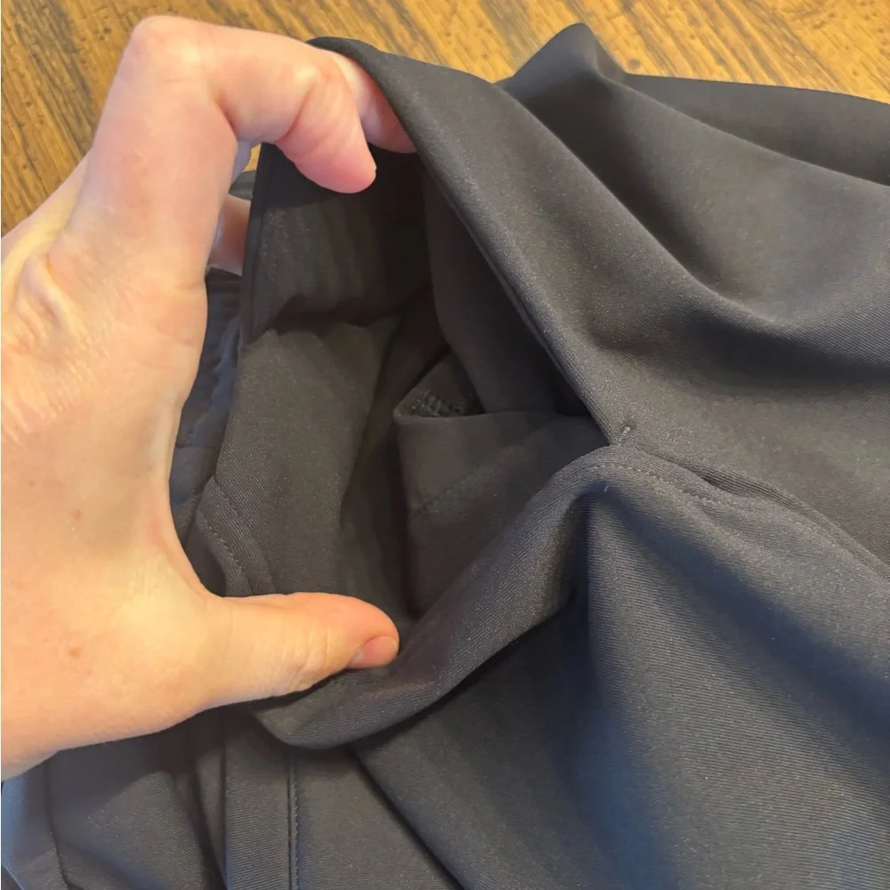 Lululemon women’s straight leg ankle pull on pant Small - Picture 8 of 11